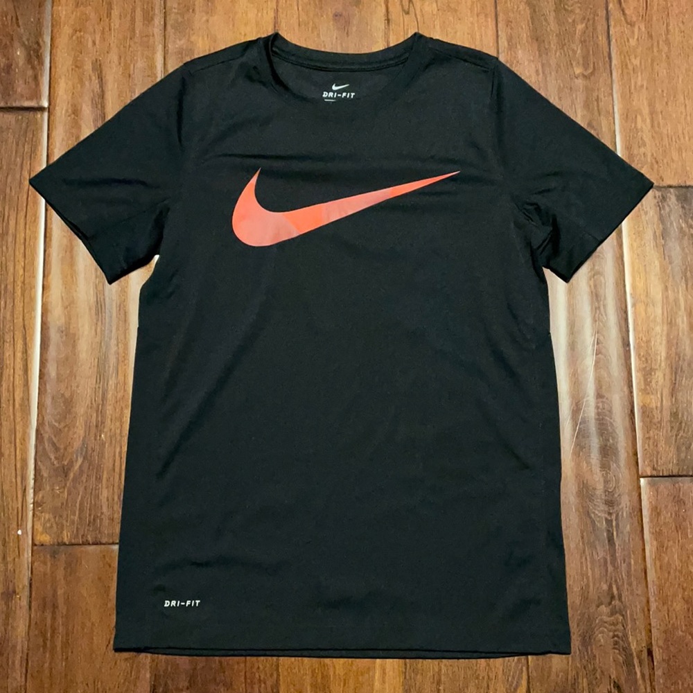 Nike Boys DriFit Performance Tee